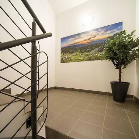 Sniezna Gran شقة شكلارسكا بوريبا